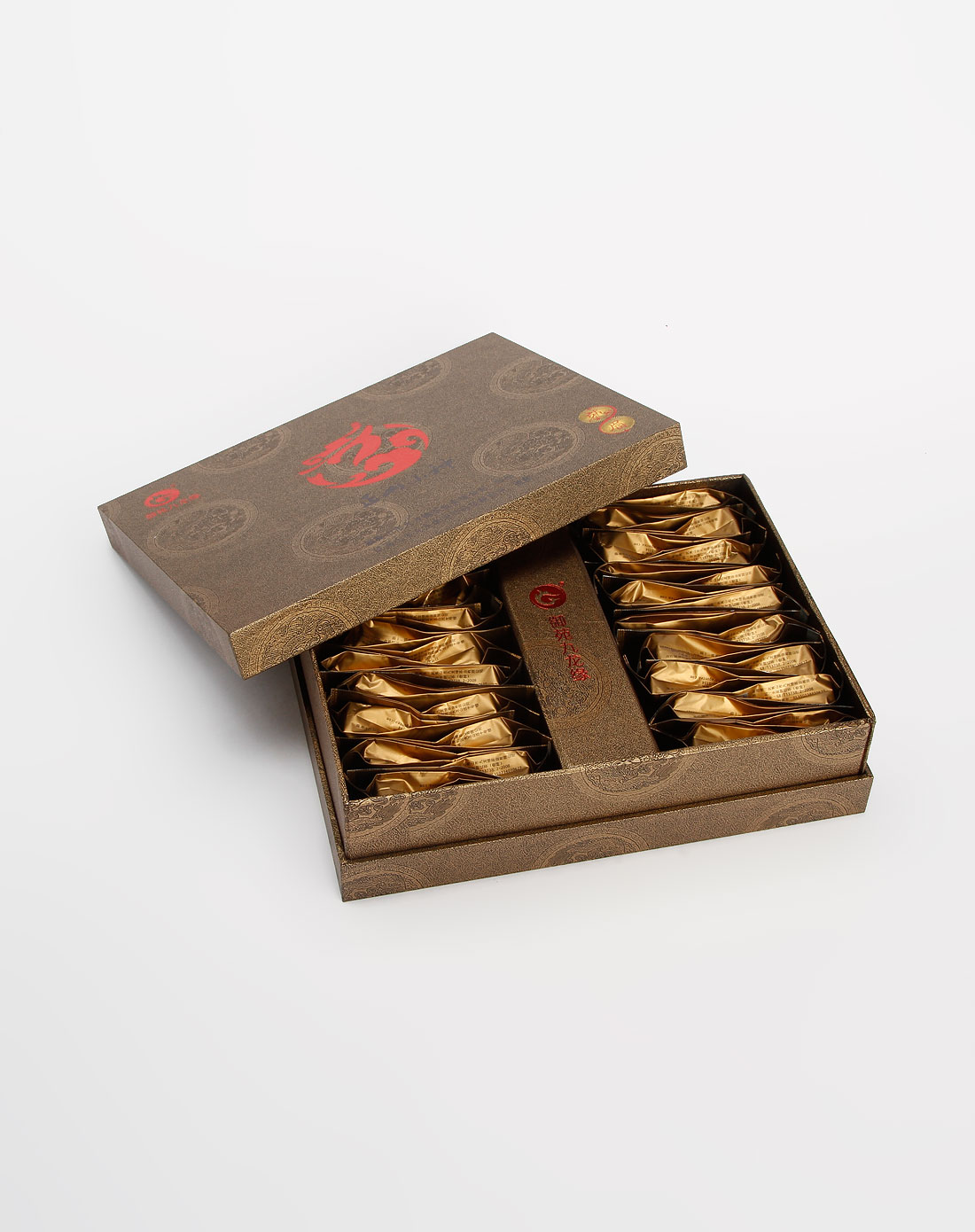 “太阳成集团tyc”《海贼王》动画新增角色 “成龙”变身桃之助父亲(图1) 太阳成官网