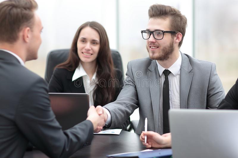 太阳成官网_《洁癖男子!青山君》人设公布 7月开播(图3) 太阳成官网