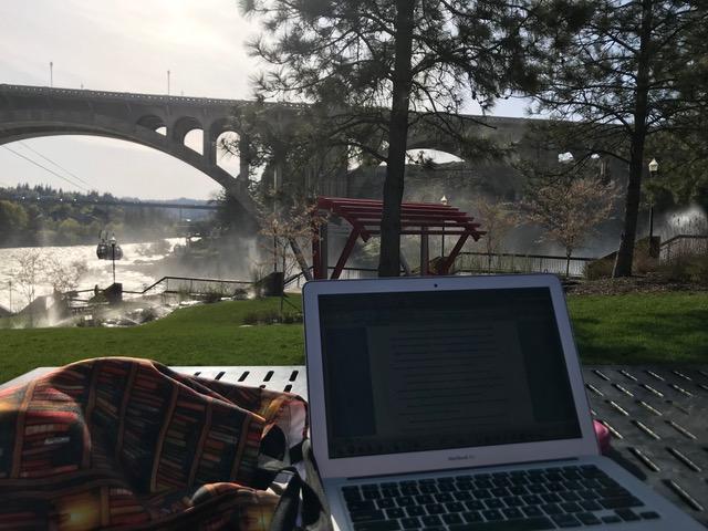 太阳成集团tyc_经典再读丨关于广告语的二言三性规则(图3) 太阳成官网